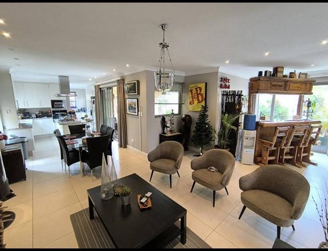 3 BEDROOM TOWNHOUSE FOR SALE IN AVIANTO ESTATE